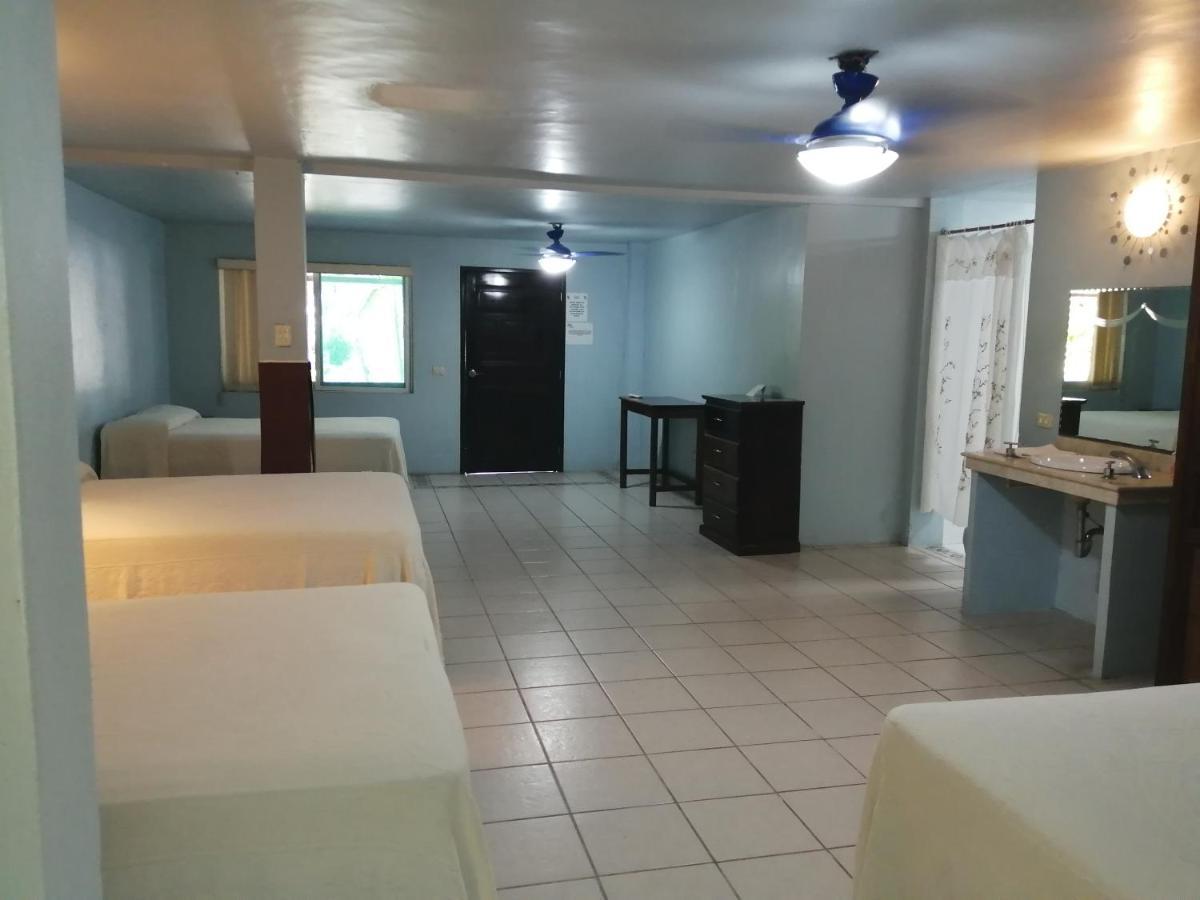 Freedom Shores "La Gringa" Hotel - Universally Designed Isla Aguada エクステリア 写真